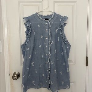 Blue & White Sleeveless Blouse